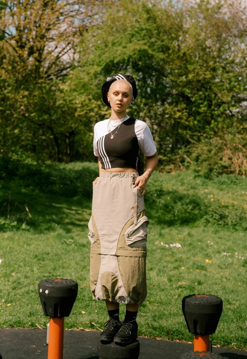 garment image