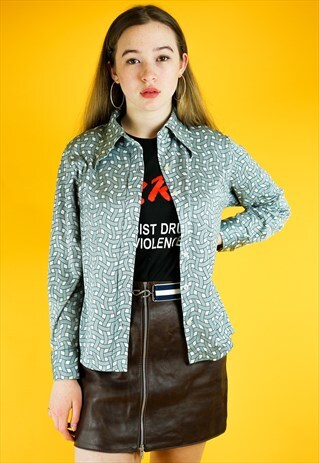 70'S BLUE AND WHITE PATTERN SHIRT