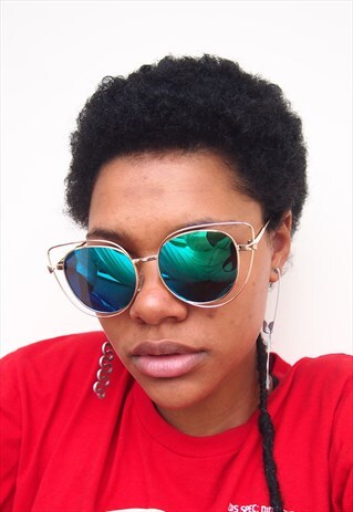 GREEN REFLECTIVE GOLD FRAME CAT EYE SUNGLASSES