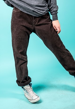 VINTAGE LEVI'S 505 MOM JEANS IN BROWN CORDUROY