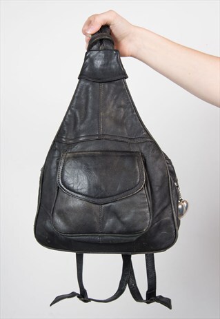 90'S BLACK LEATHER BACKPACK RUCKSACK