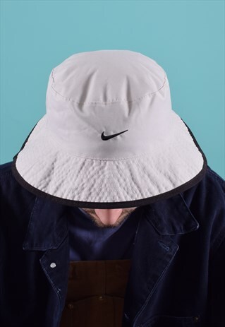 VINTAGE NIKE GOLF REVERSIBLE BUCKET HAT