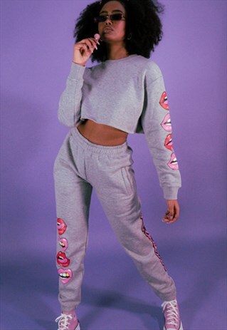THE GREY BABE GRAPHIC PRINTED CROPPED SWEATSHIRT