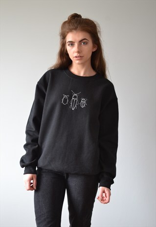 EMBROIDERED BUG TRIO BLACK SWEATER