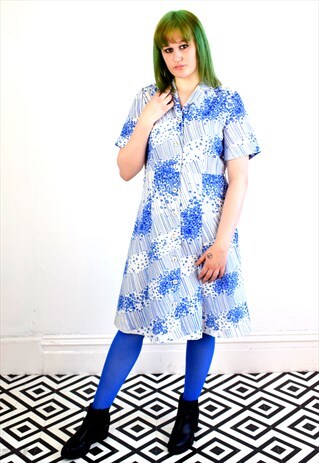 VINTAGE 70'S JAPANESE WHITE FLORAL / LINE PRINT MIDI DRESS