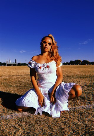 VINTAGE WHITE COTTON EMBRODIERY DRESS