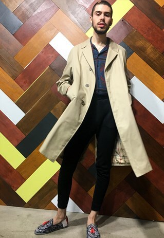 BURBERRY PRORSUM VINTAGE TRENCH BEIGE COAT.