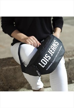 Casual waist bag with internal zipped pocket