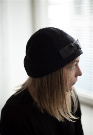 VINTAGE 70'S BLACK FAUX FUR BOW HAT