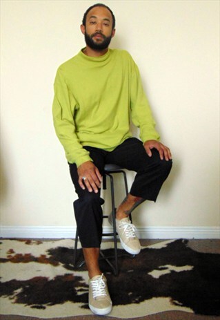 90S MINIMALIST SPORTWEAR MOCK NECK BRIGHT GREEN TEE XL