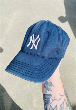 Vintage 90s New York Yankees MLB Embroidered Hat Cap