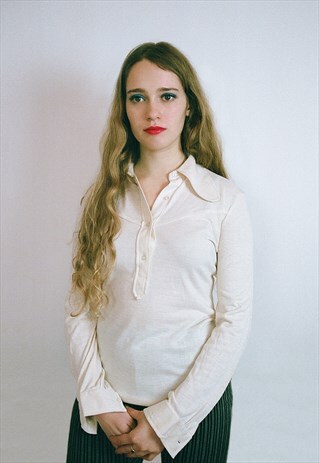 1970S VINTAGE WHITE 'DOG EAR COLLAR' T-SHIRT TOP - SEVENTIES