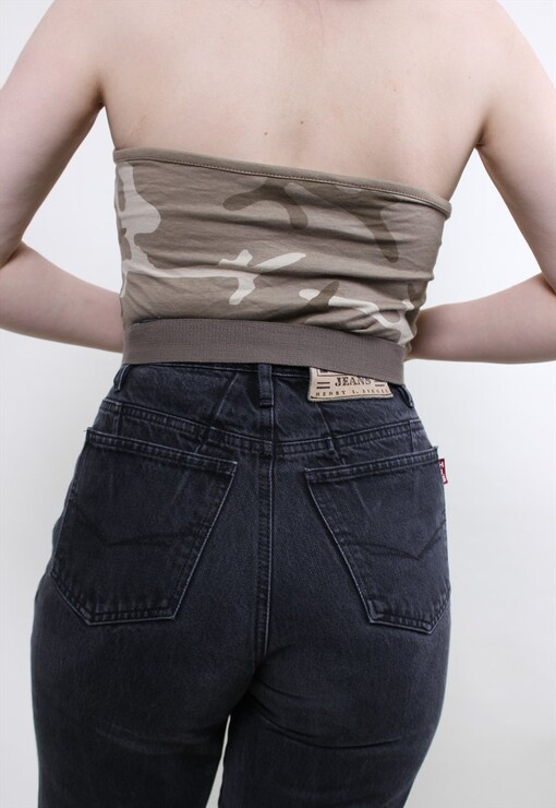garment image
