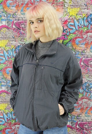 VINTAGE NIKE SHELL JACKET / WINDBREAKER. BRANDED SPORTSWEAR.