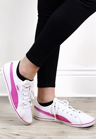 VINTAGE WHITE & PINK PUMA TRAINERS