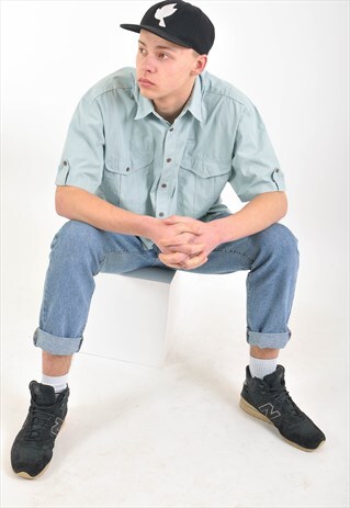VINTAGE SHIRT IN LIGHT GREEN