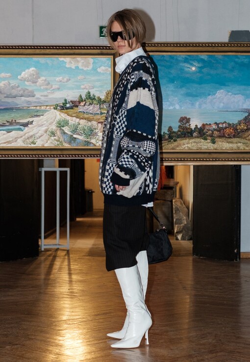 garment image