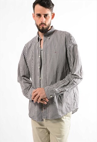 TOMMY HILFIGER CHECKED SHIRT.