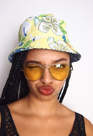 YELLOW AVIATOR SUNGLASSES WITH SILVER FRAME