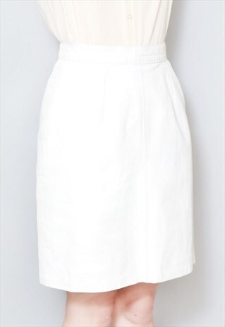VINTAGE 1970'S ZIP BACK WHITE LEATHER MINI SKIRT