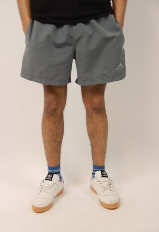 VINTAGE ADIDAS SHORTS