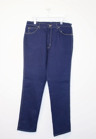 Vintage Lee straight leg jeans in blue. Best fits W36