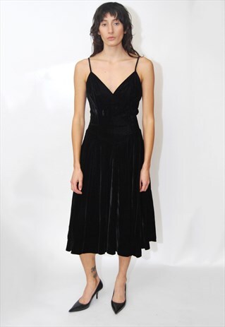 VINTAGE VELVET GOWN (S) BLACK 70S DRESS FULL SKIRT BALL GOTH