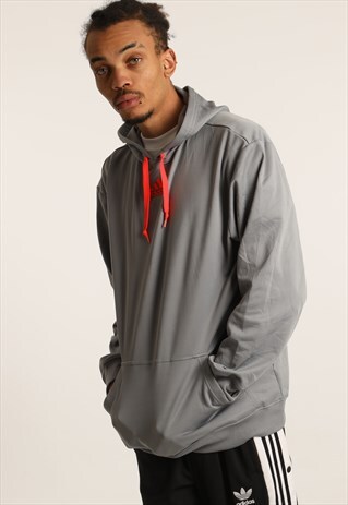 VINTAGE ADIDAS APLLIQUE LOGO HOODIE
