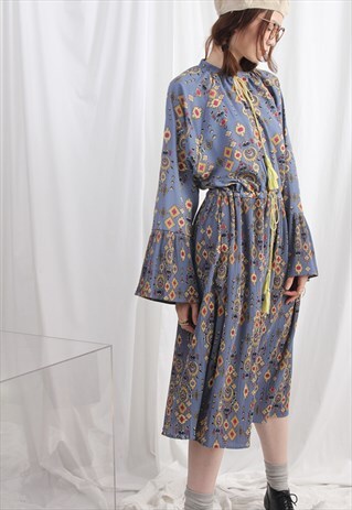 (KOREAN) ETHNIC PRINT MICRO PLEAT DRESS WITH DRAWSTRING TASS
