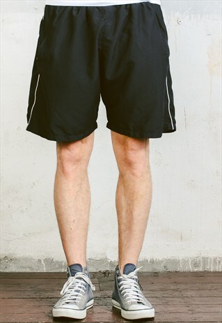 VINTAGE NIKE SHORTS