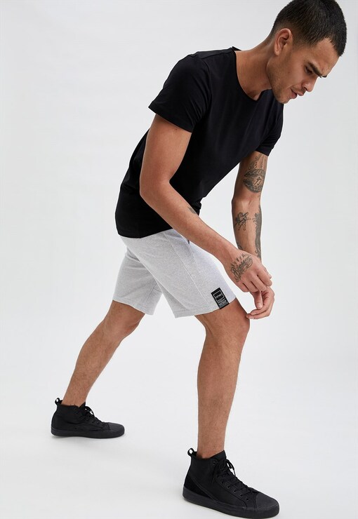 garment image
