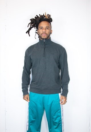 VINTAGE EMBROIDED HUGO BOSS SWEATSHIRT