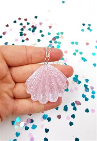 MERMAID PINK GLITTER SHELL NECKLACE