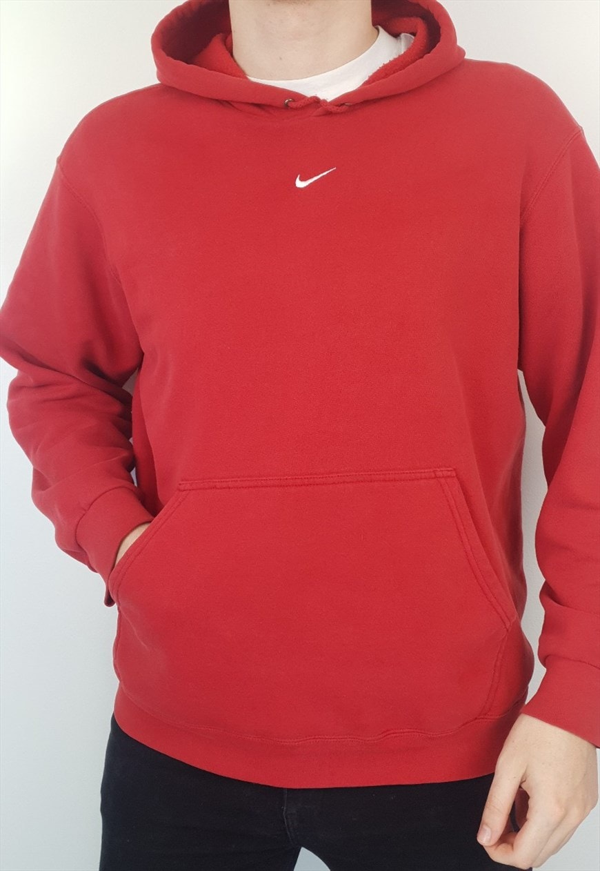 nike hoodie with tick in the middle