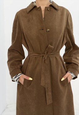 90s minimalistic trench coat
