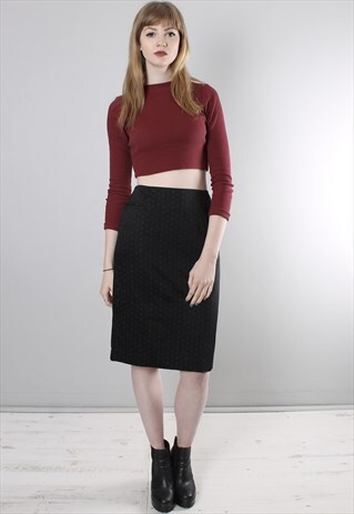 VINTAGE 80S BLACK PATTERNED SATIN PENCIL SKIRT