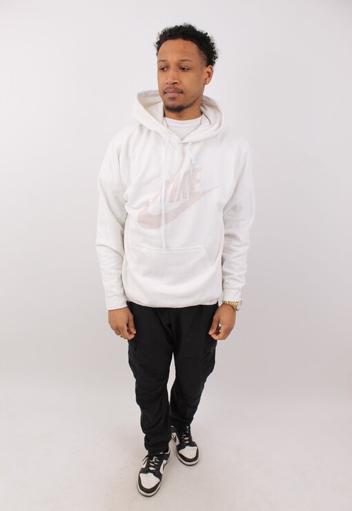 garment image