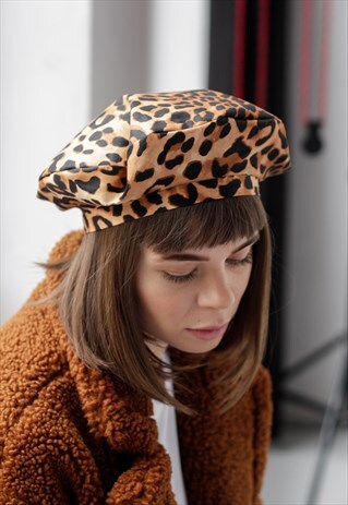 ANIMAL PRINT DENIM BERET HAT