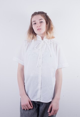 VINTAGE EMBROIDERED COLLAR BLOUSE