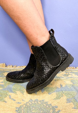 VINTAGE 90'S BLACK WOVEN ANKLE CHELSEA BOOTS - UK SIZE 5
