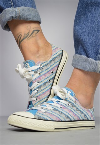 VINTAGE 90S CONVERSE WHITE PINK & BLUE AZTEC WOVEN OX SHOES
