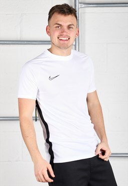 Vintage Nike T-Shirt White Short Sleeve Football Tee Medium