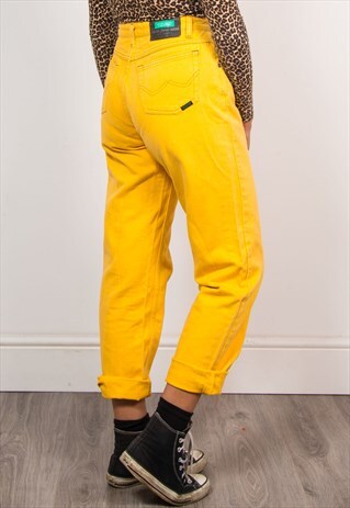 90'S BRIGHT YELLOW BENETTON HIGH WAIST MOM JEANS