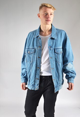 VINTAGE WRANGLER LIGHT BLUE FADED DENIM JACKET