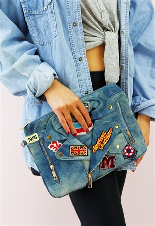 DENIM BLUE BADGES PATCHED FLAT CLUTCH BAG