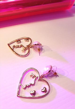 GOLD EARRINGS WITH LOVE