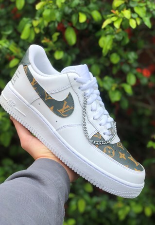 CUSTOM NIKE AIR FORCE 1 - CHAIN