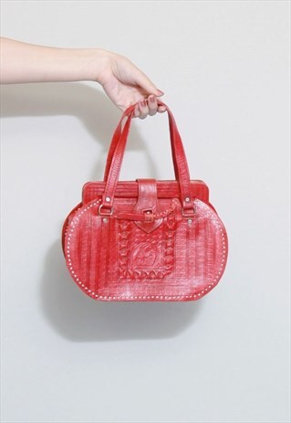 VINTAGE 1970'S PETITE DEEP RED TOOLED LEATHER HANDBAG
