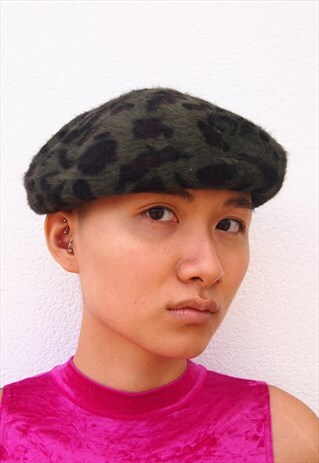 KHAKI PRINT FLUFFY BERET