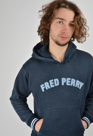 VINTAGE FRED PERRY HOODIE IN BLUE